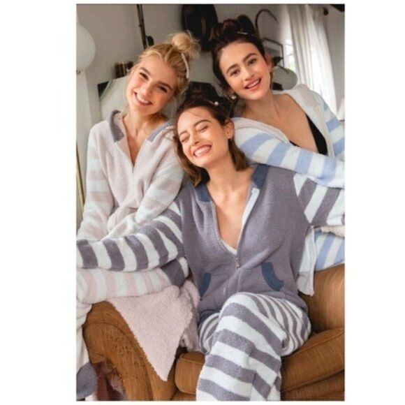 𝅺pol Fleece Hoodie with Striped Sleeves And Hood - Picture 11 of 11